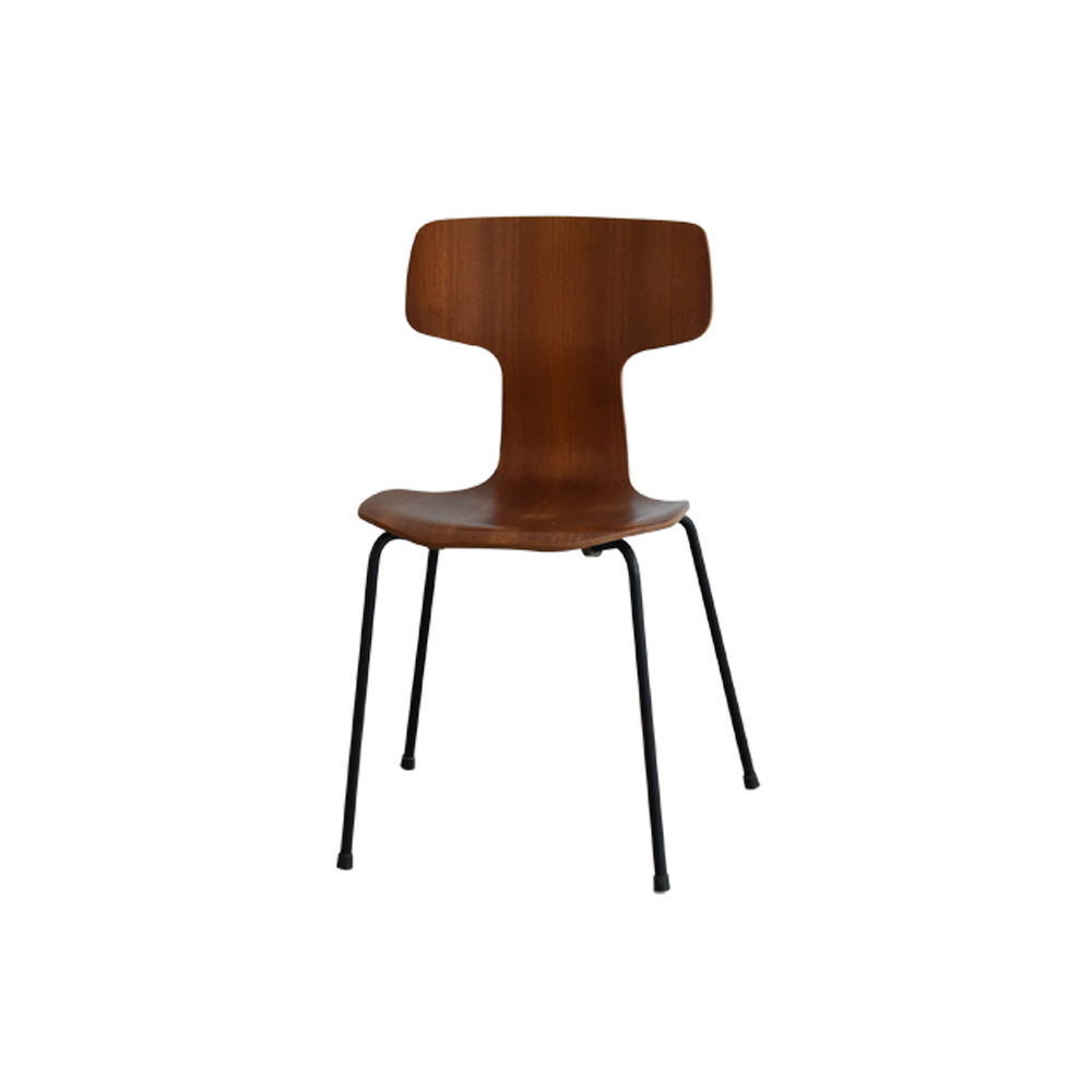 ★チェア by Arne Jacobsen "3103"